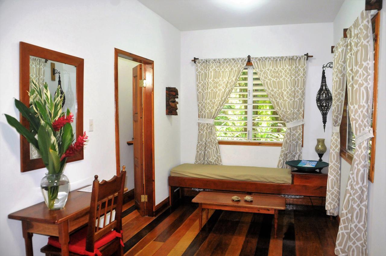 Hickatee Cottages, Belize, Central America 푼타 고르다 외부 사진