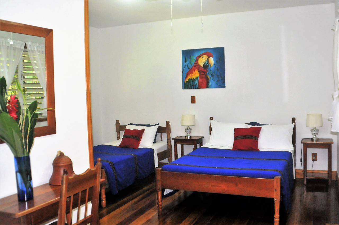Hickatee Cottages, Belize, Central America 푼타 고르다 외부 사진